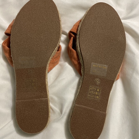 New! Trinidad knotted VICI slide sandals - Picture 5 of 6